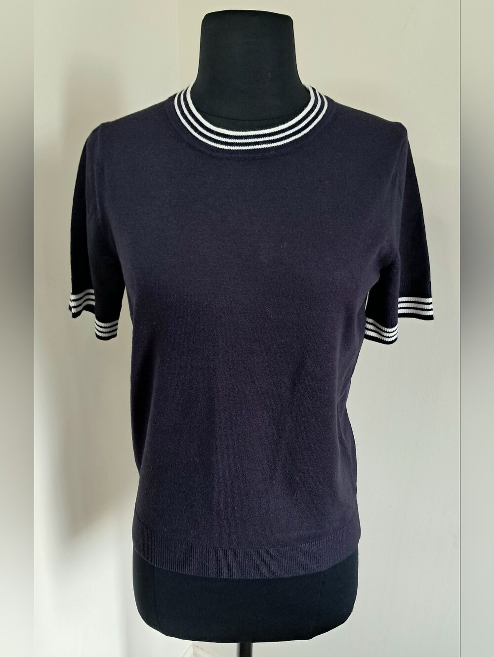 Free Assembly Women's Cozy Yarn Shrunken Pullover Navy Sweater Tee NWT